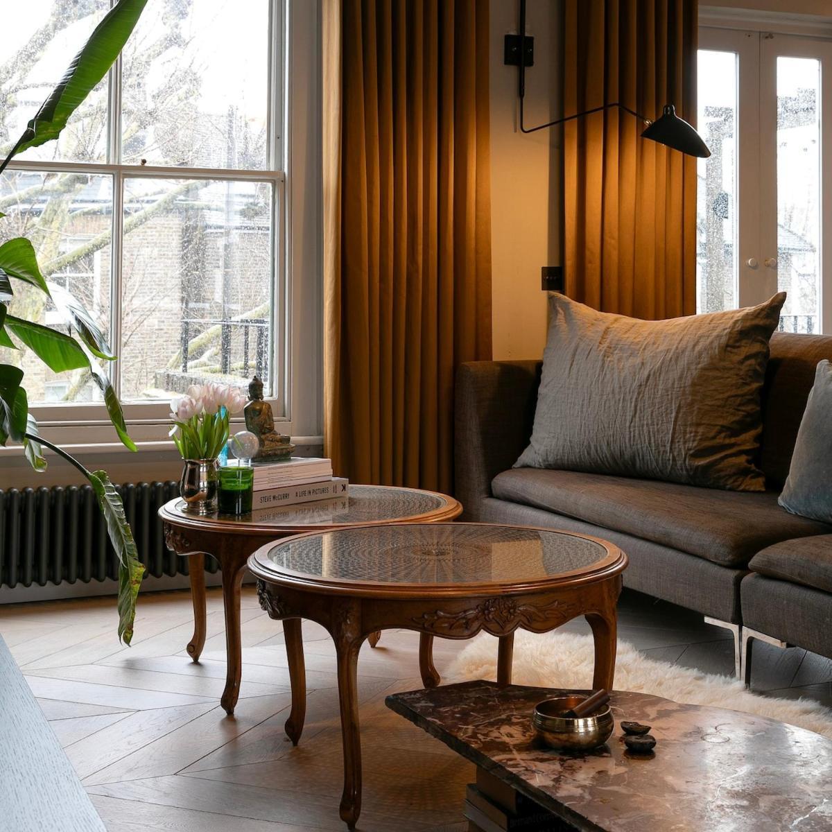 Modern Flat In Notting Hill